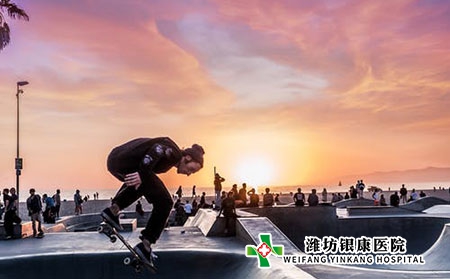 點滴型牛皮癬的癥狀有哪些? 點滴型牛皮癬的癥狀有哪些?