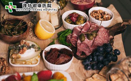 兒童白癜風(fēng)有哪些誘因?應(yīng)該如何治療?